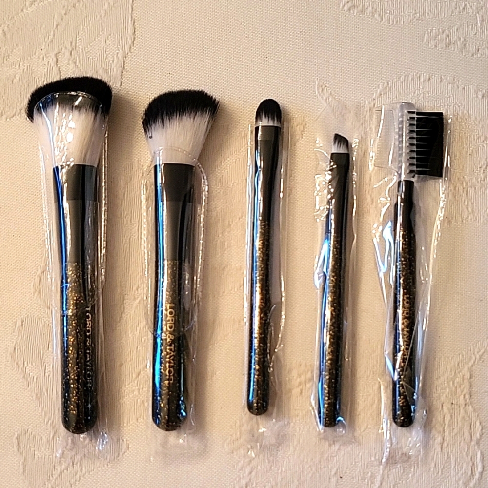 NEW Lord & Taylor 5-pc Makeup Brush Set, Black Sparkly Cosmetic Bag